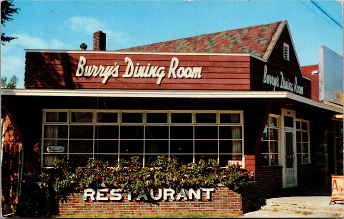 Cedar Tavern (Burrys Dining Room) - Old Postcard View